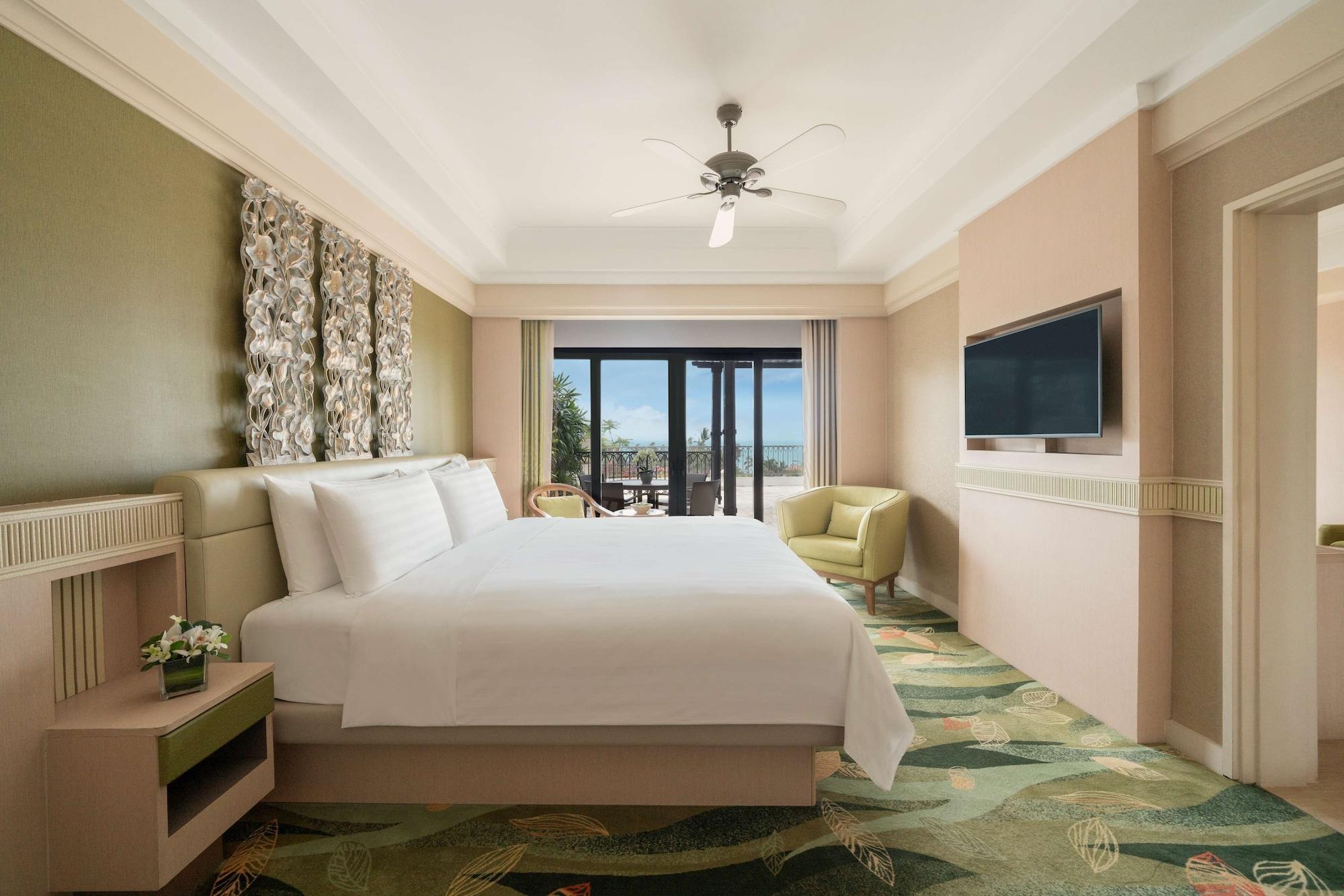 Island, Suite