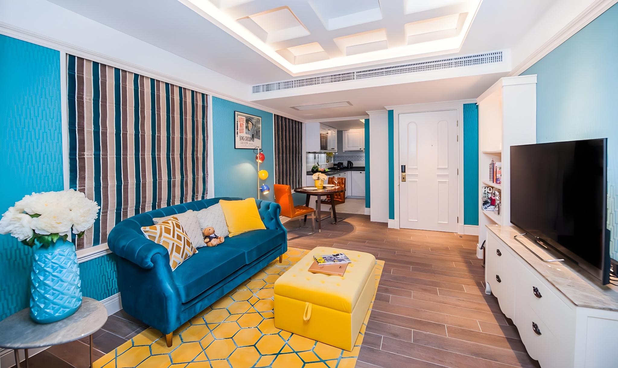 GRAND, DELUXE, DOUBLE BED