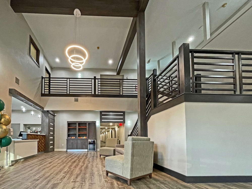 Quality Suites Houston Hobby Airport Ex Super 8 24/33