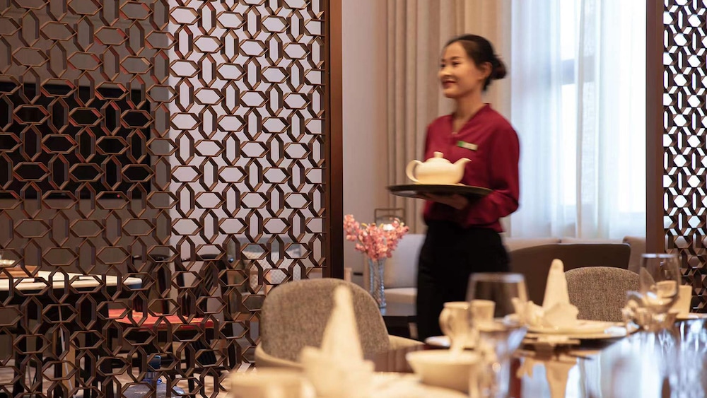 Holiday Inn Express Chengde Park View 24/52