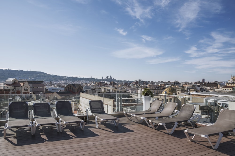 Lleo Hotel 23/40