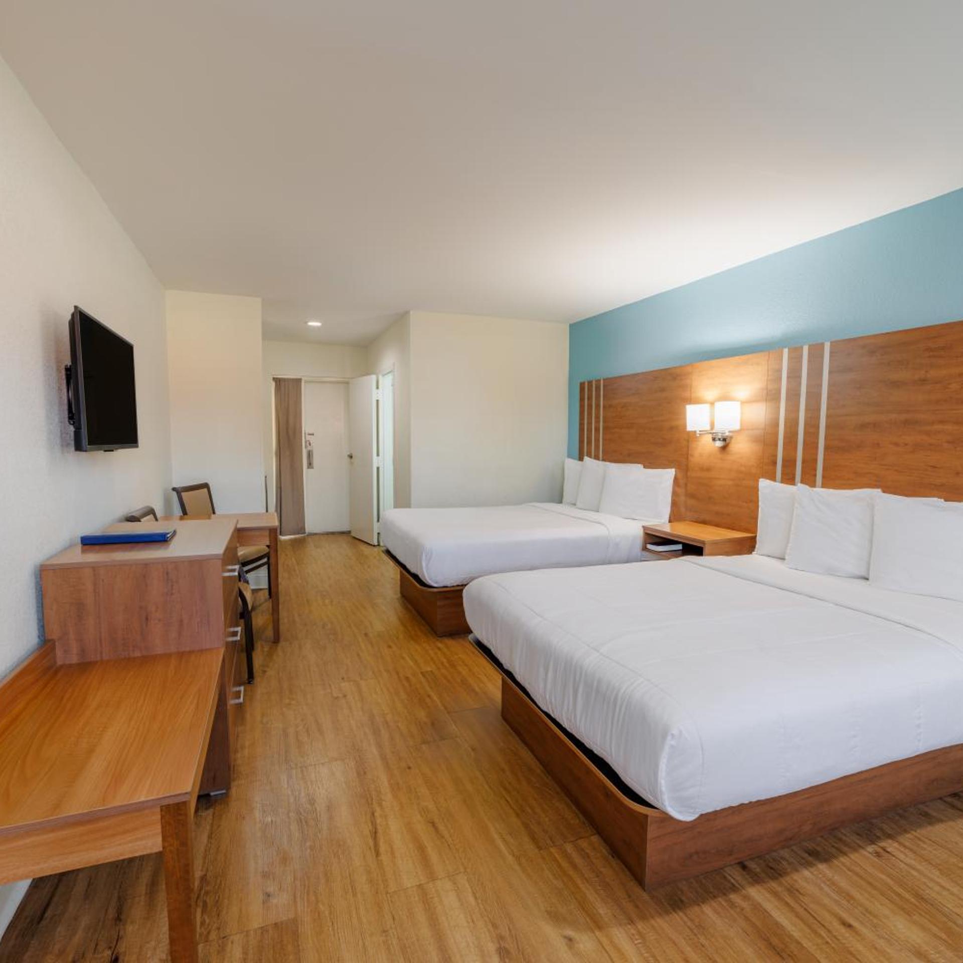 Dunes Inn and Suites 9/29