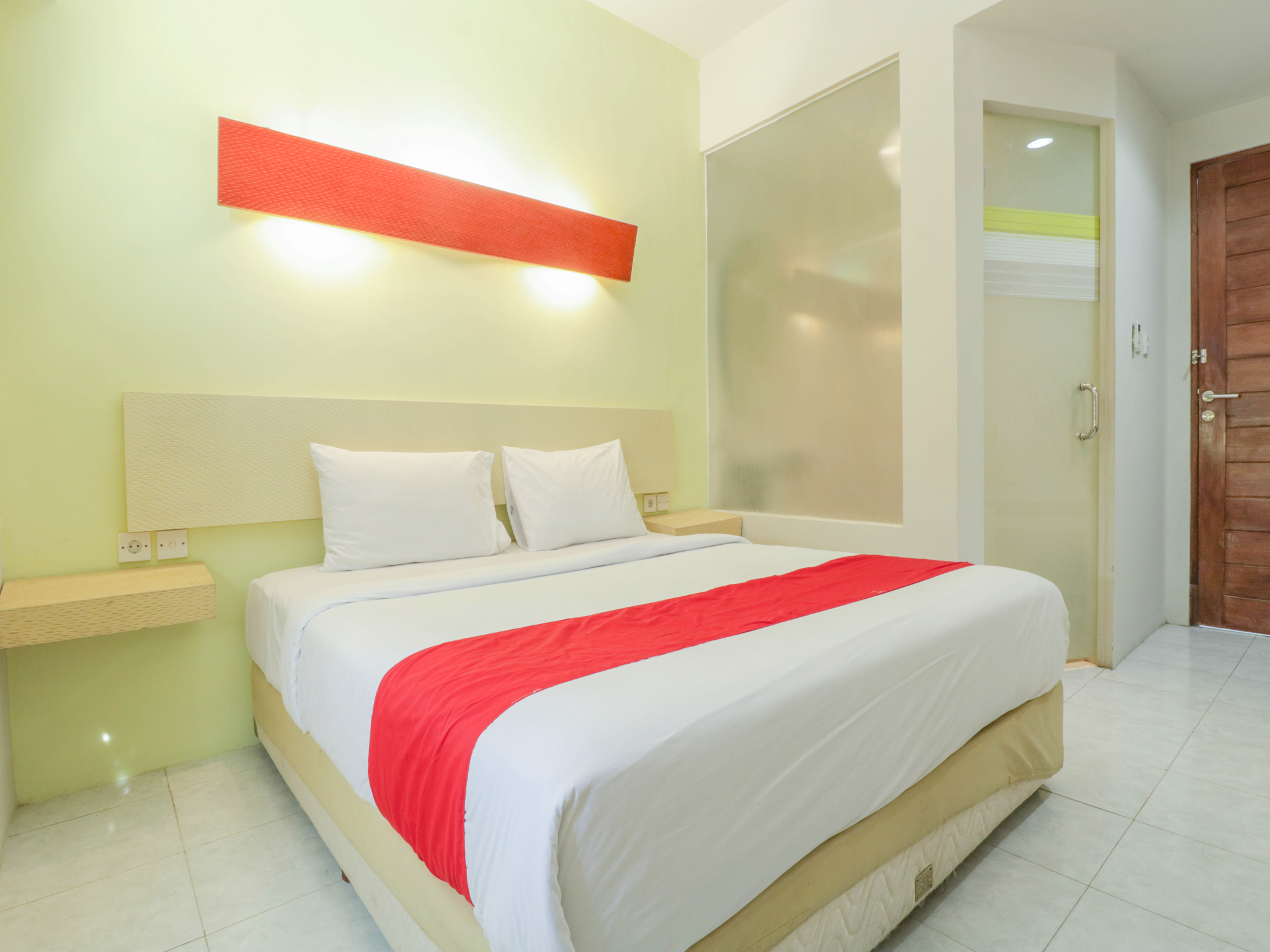 Oyo Flagship 2253 The Sunrise Sanur (Ex. Oyo 2253 The Sunrise Sanur) 36/56
