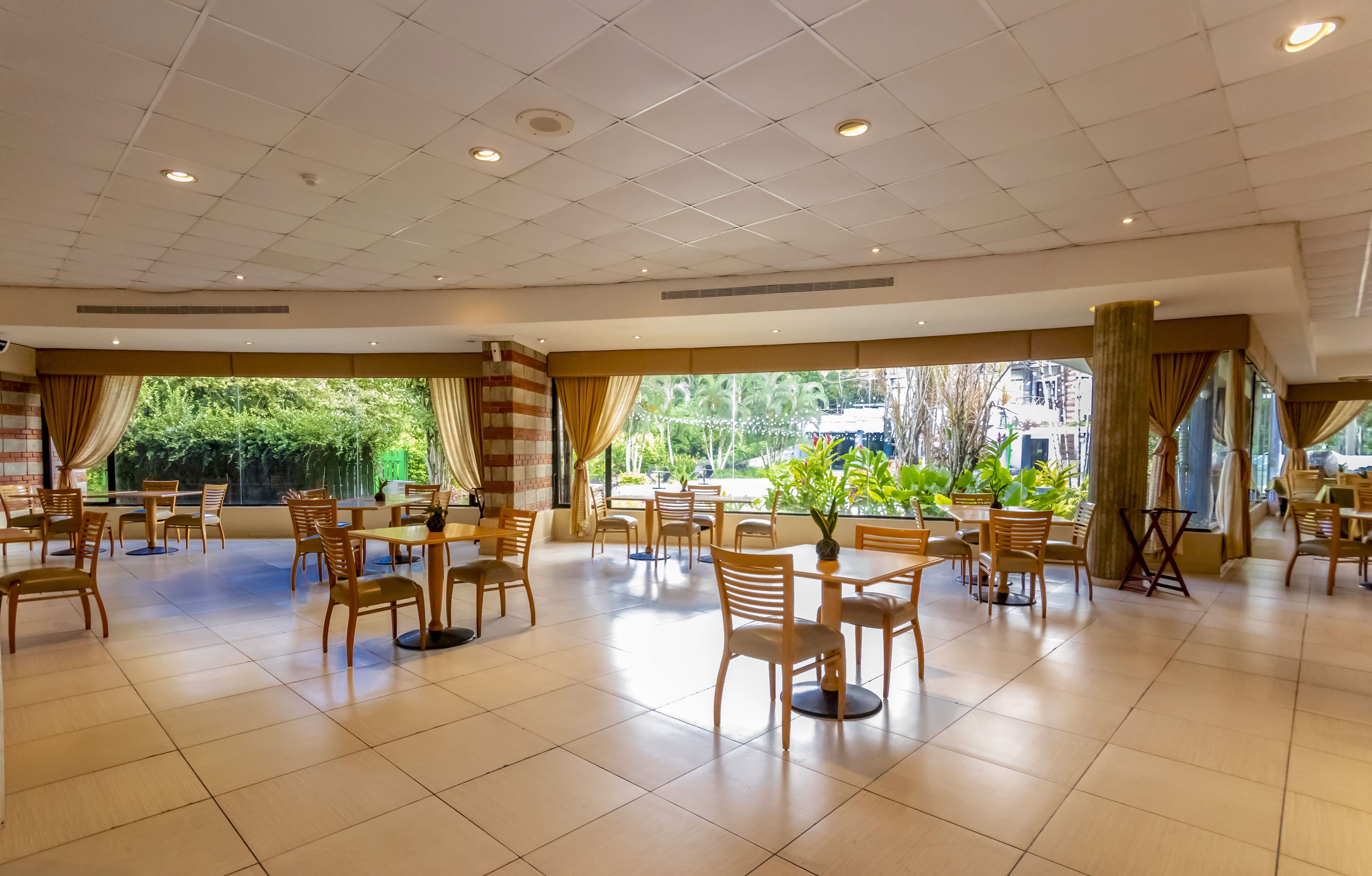 Summit Rainforest Golf Resort & All Inclusive 16/23
