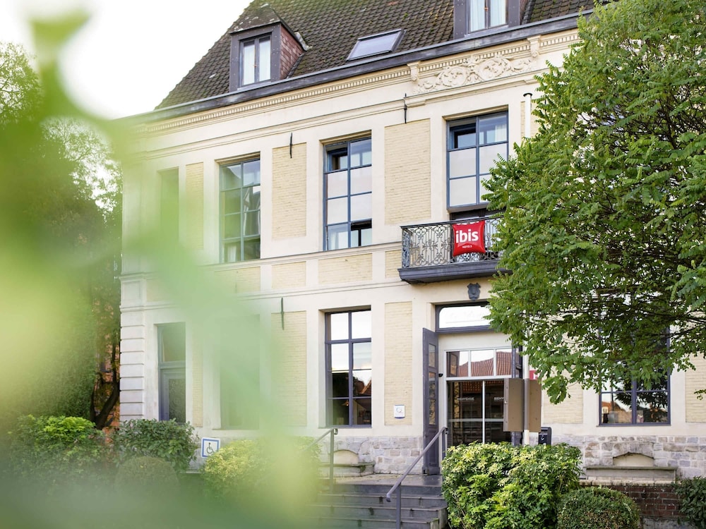 Ibis Douai Centre 61/65