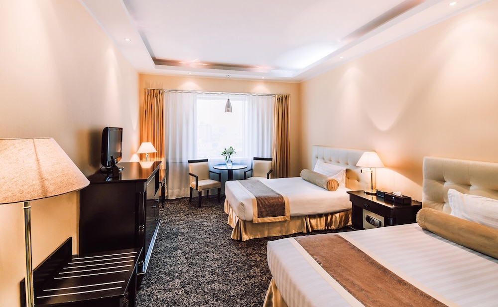Chinggis Khaan Hotel 26/66