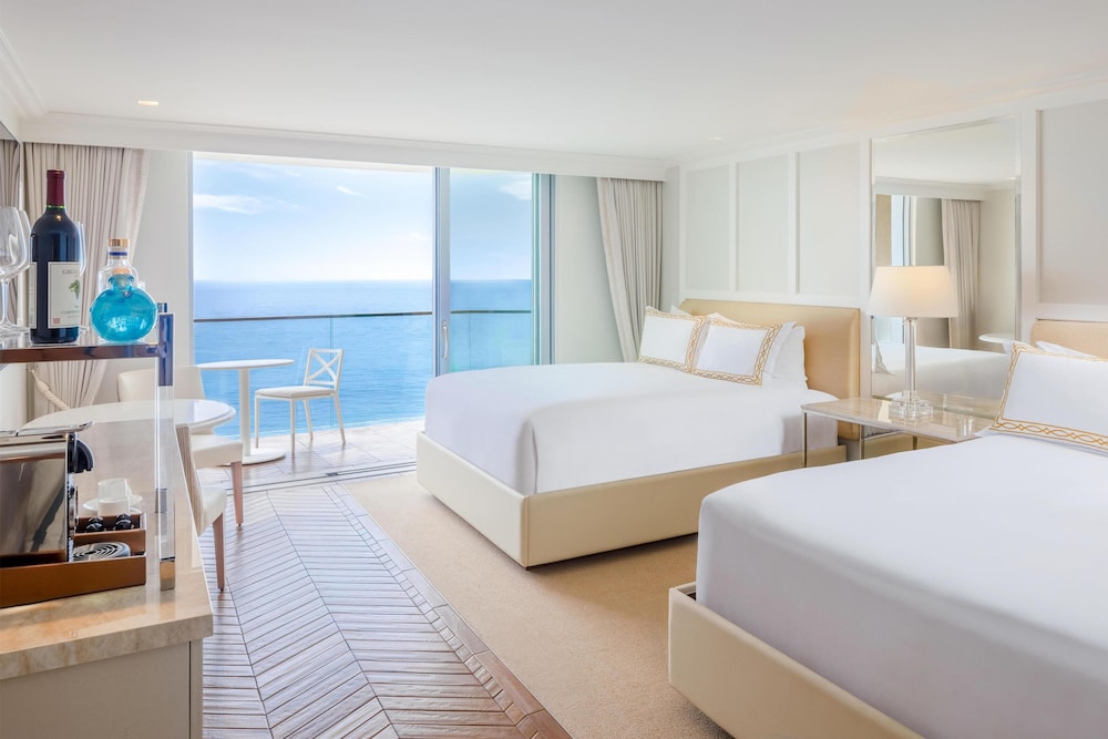 Premium, Studio, 2 Queen Beds, Ocean Front، Surf and Sand Hotel 3/10