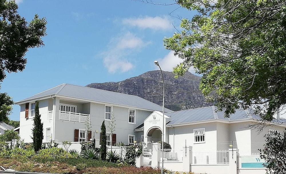 Waterstone Lodge 2/50