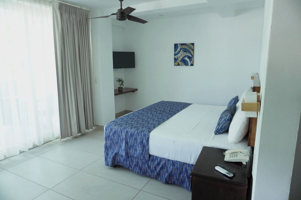 Casablanca Resort 26/61