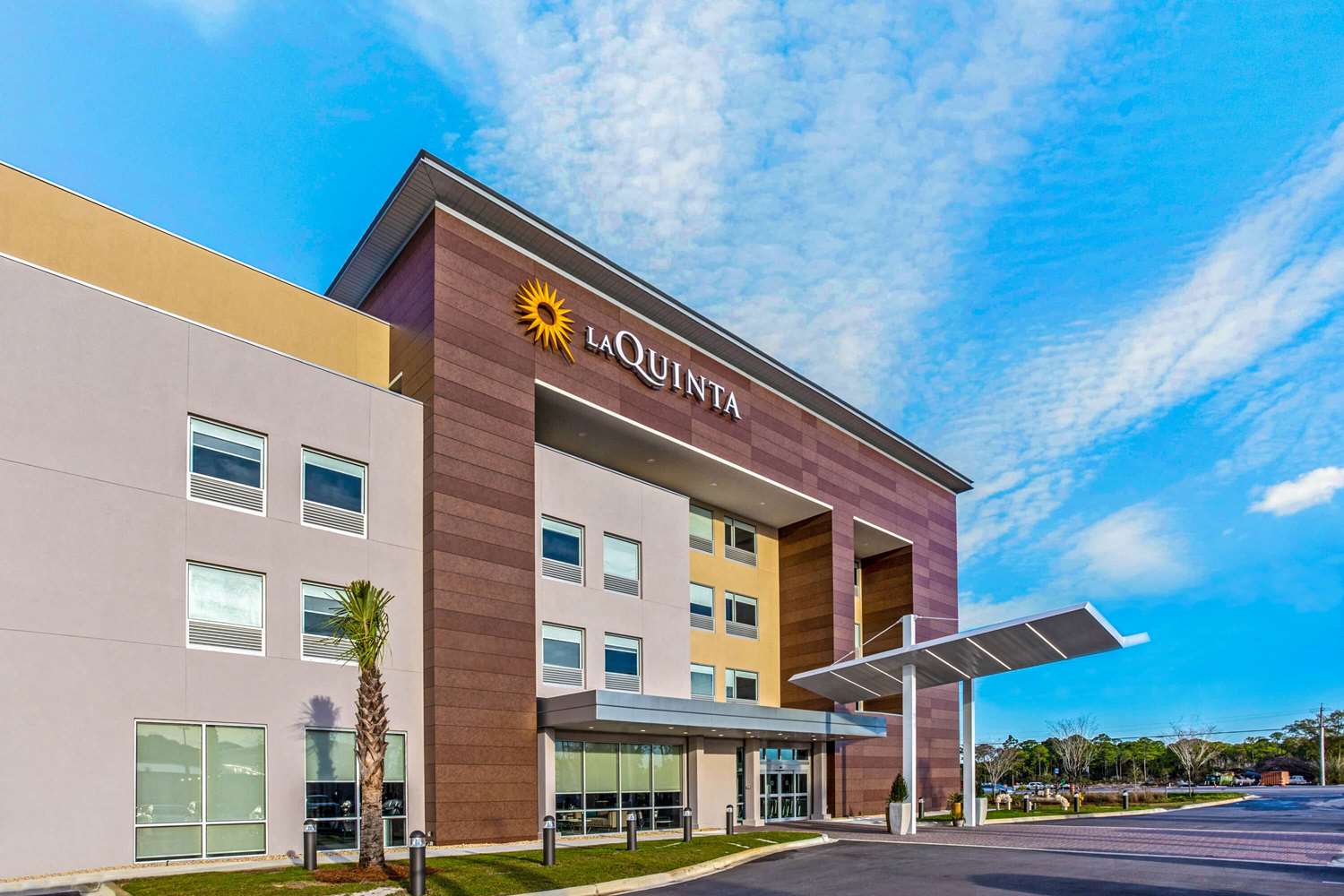 La Quinta Inn And Suites By Wyndham Miramar Beach 8/54