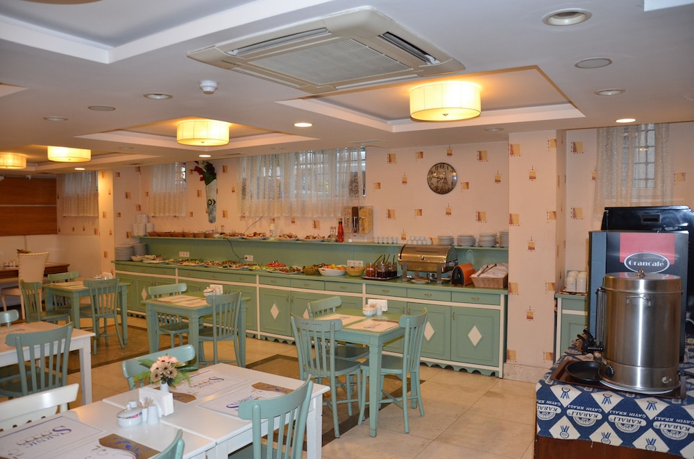 Sarnic Premier Hotel 52/61