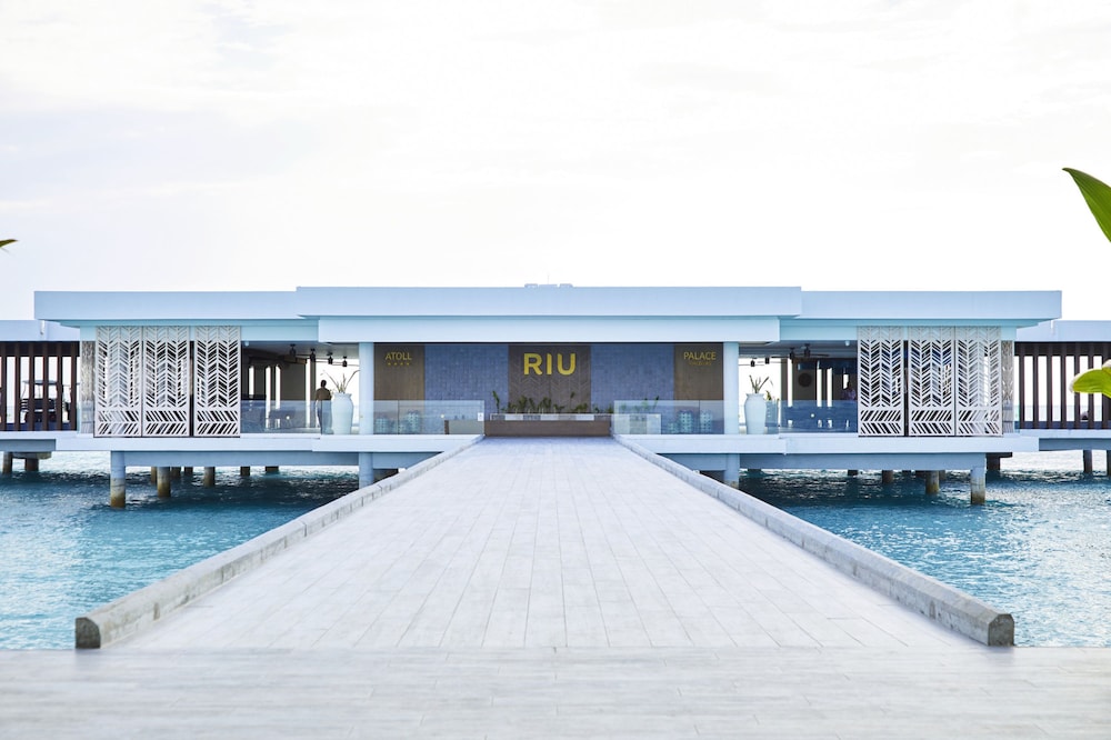 Riu Palace Maldivas 66/72