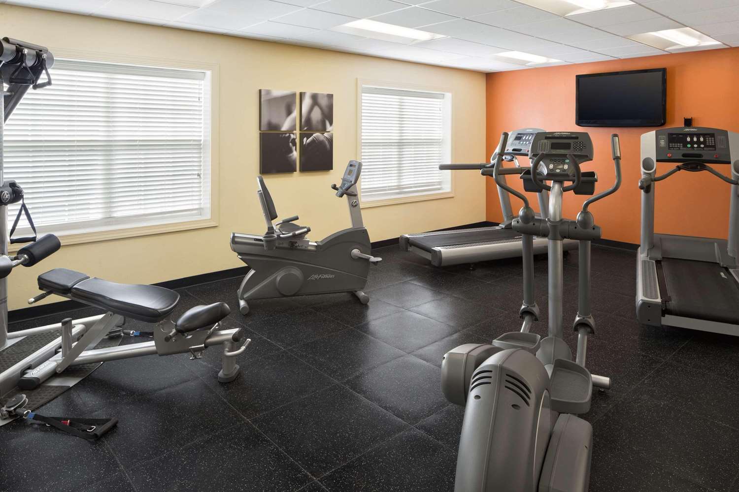 Country Inn & Suites by Radisson, Baltimore North/White Marsh 20/24