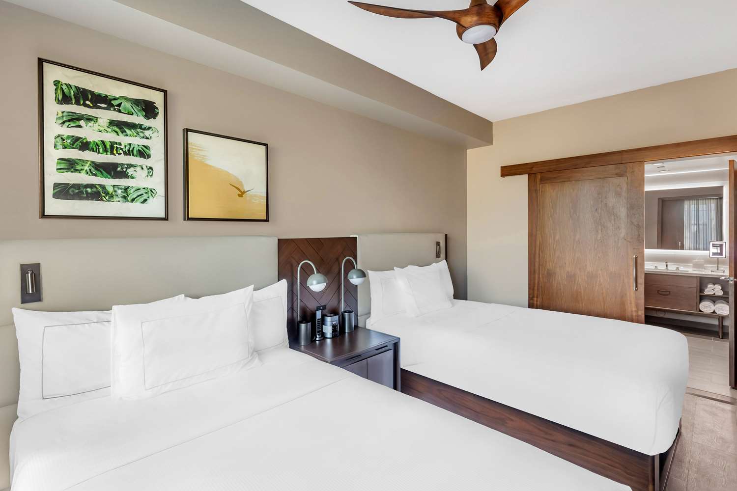 1 BEDROOM, SUITE, 2 DOUBLE BEDS