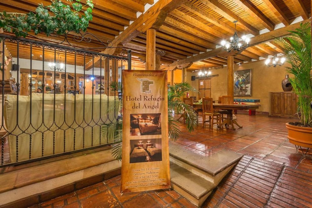 Hotel Refugio del Angel 40/49
