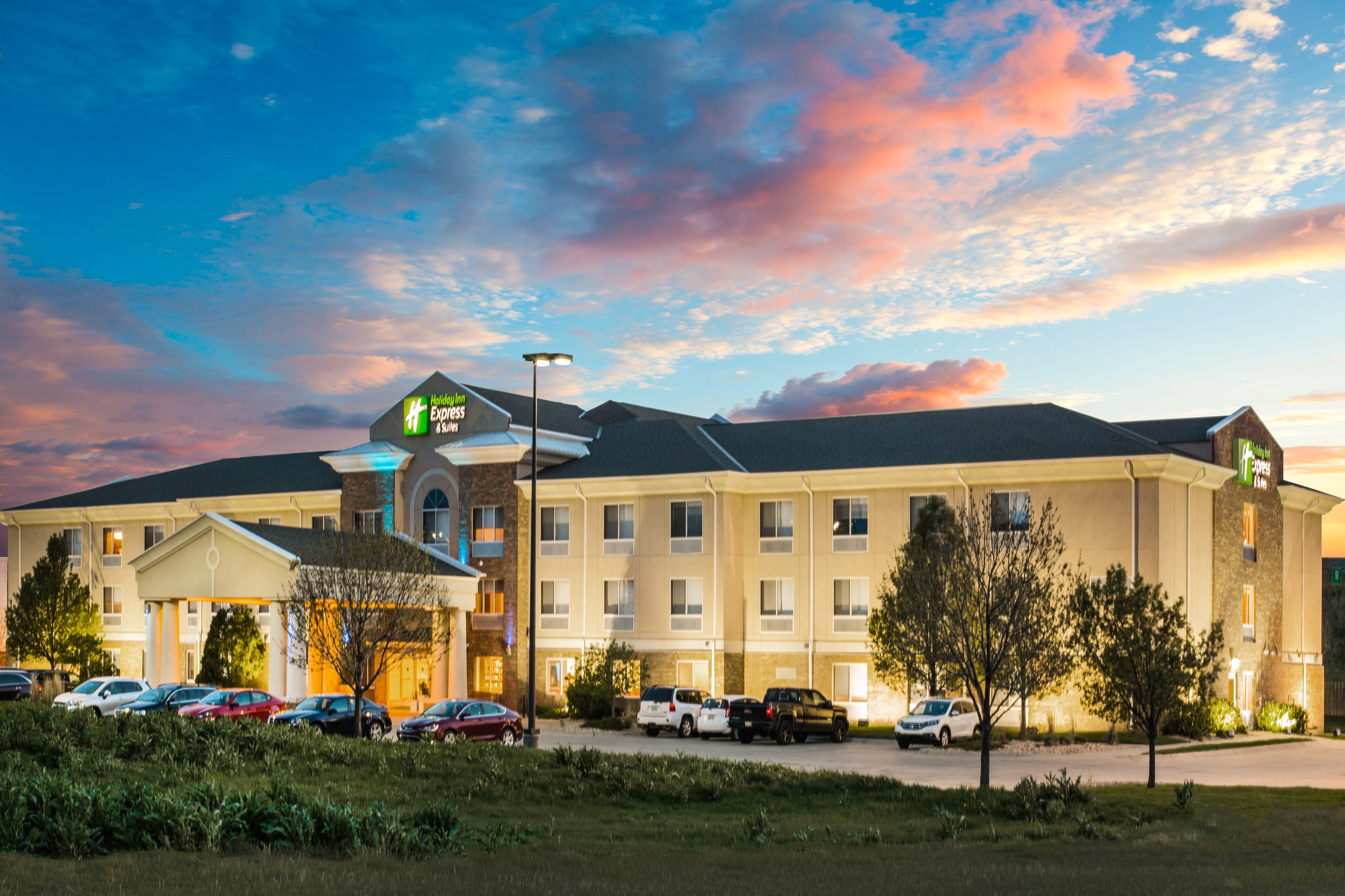 Holiday Inn Express Hotel & Suites Bellevue-Omaha Area 2/26