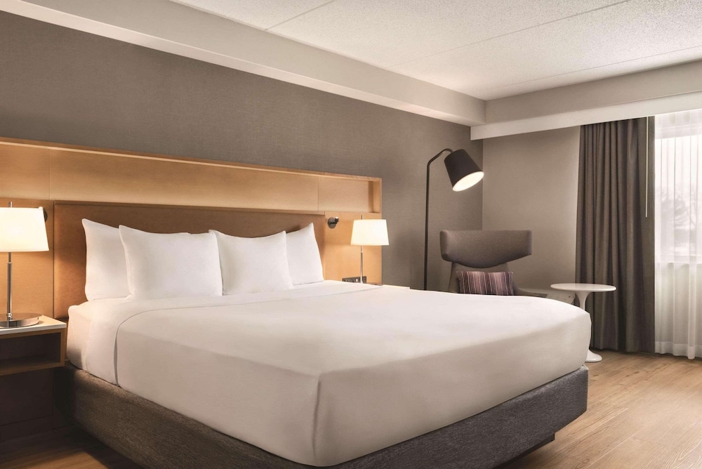 Oneida Casino Hotel 8/60
