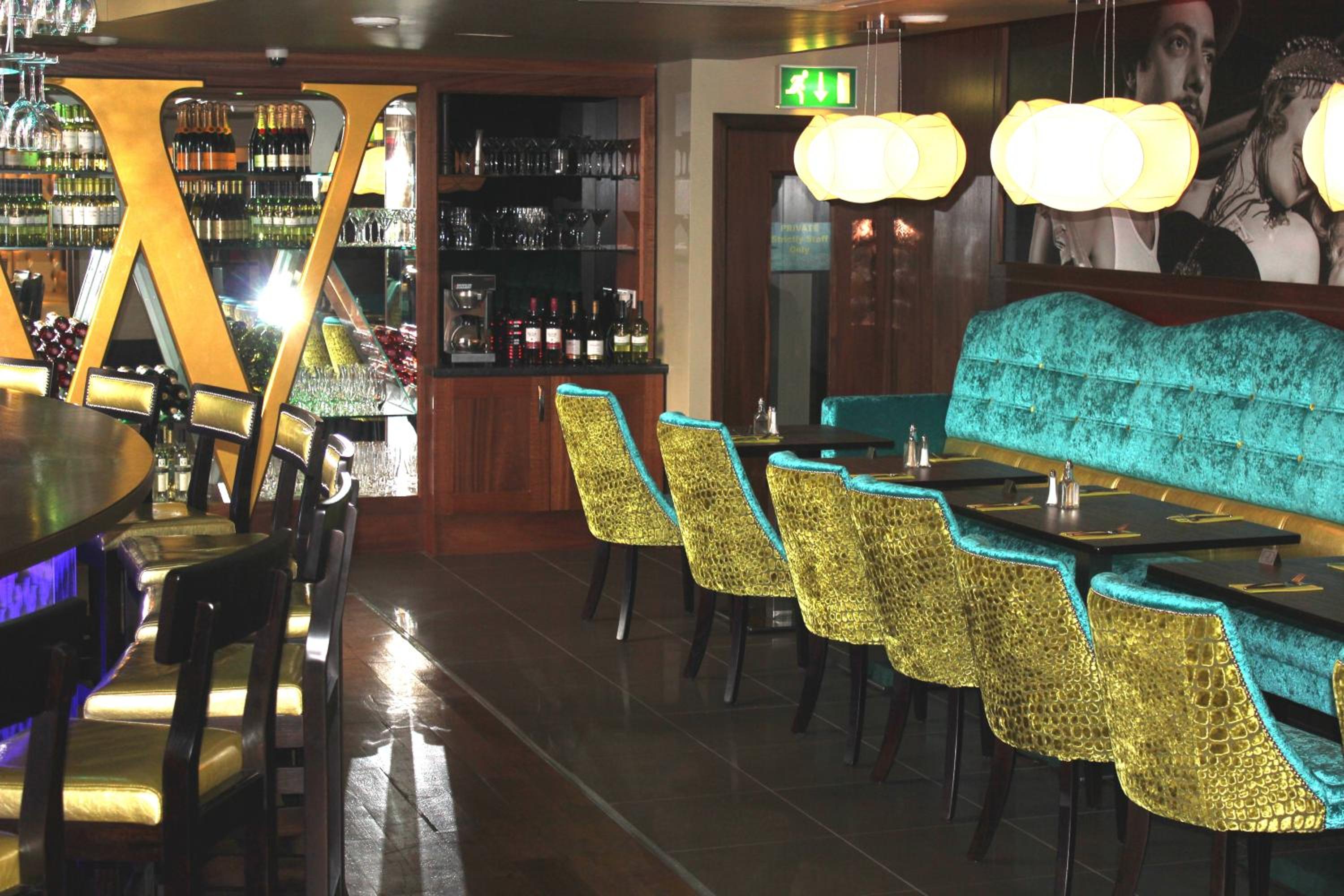 The Whistledown Hotel 11/47