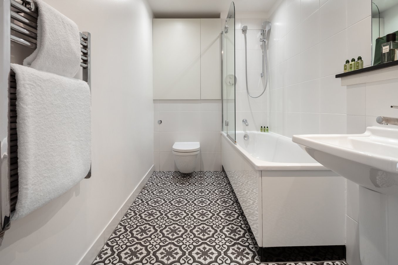 Marlin Apartments Canary Wharf 50/50