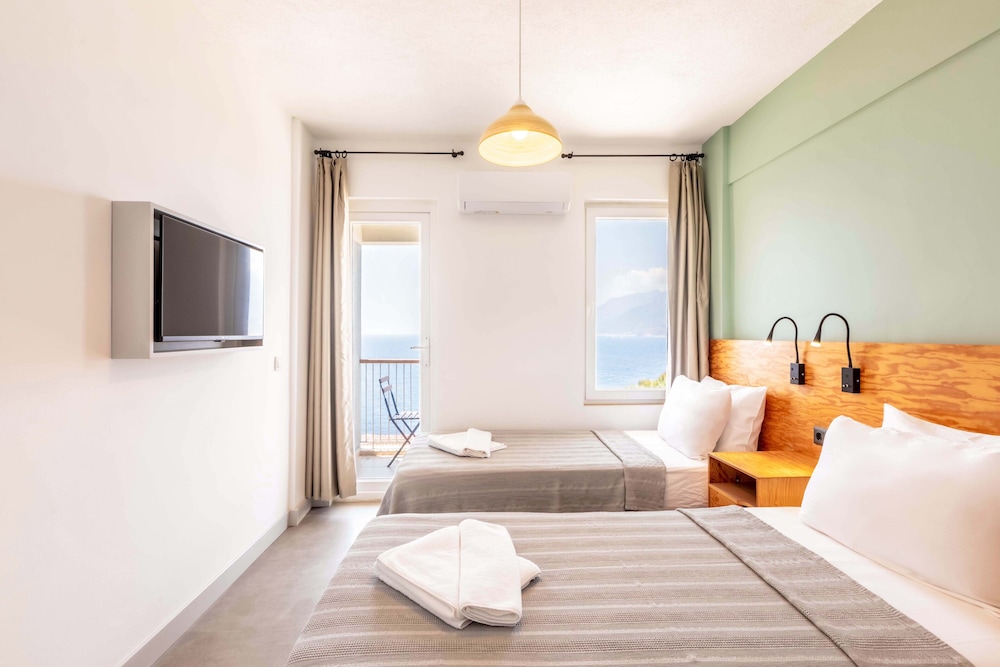 Mavilim Hotel 11/48