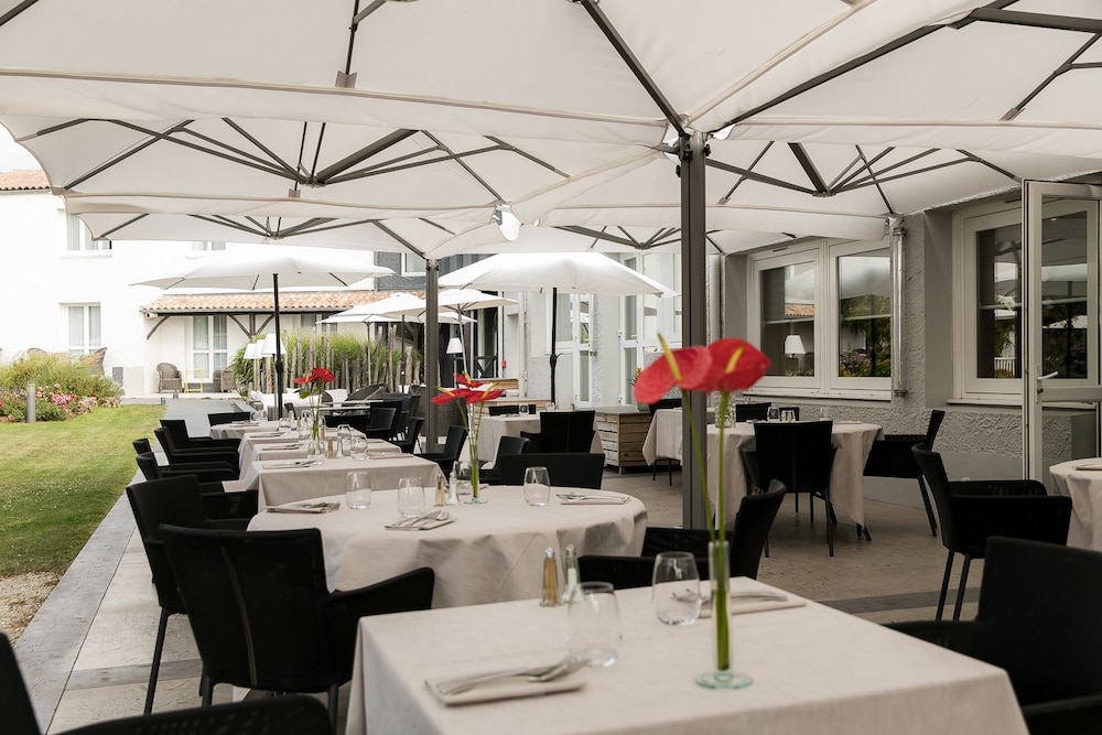 Hotel Le Rabelais 36/55