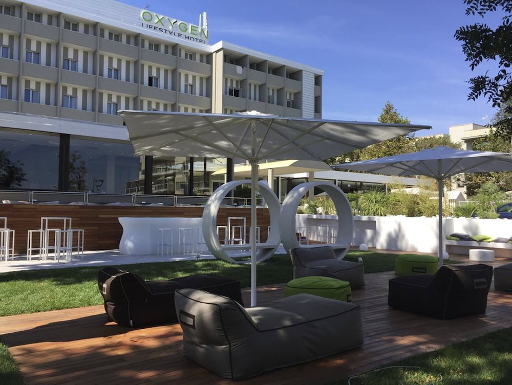 Oxygen Lifestyle Hotel 43/50