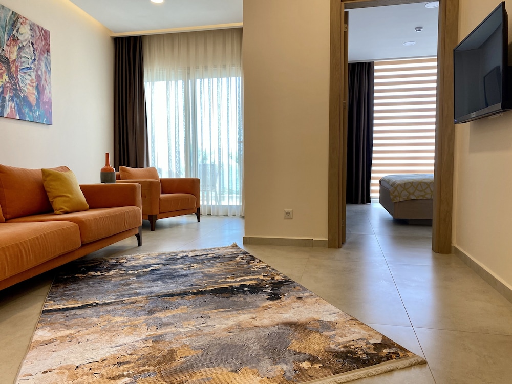 Zest Exclusive Hotel 32/50