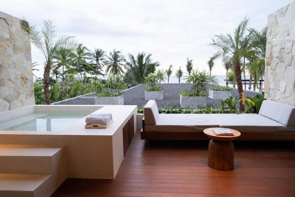 Amarta Beach Retreat By Nakula 24/50