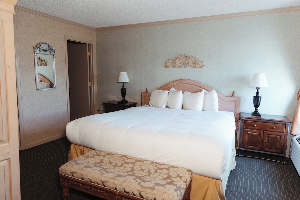 Standard, Single, King Bed