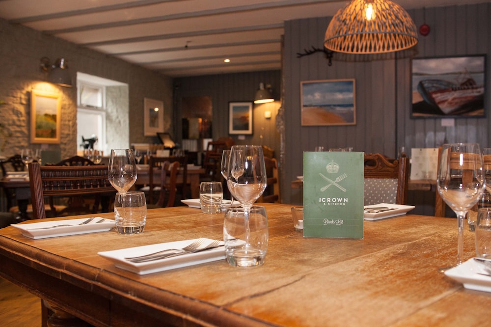 The Crown & Kitchen 26/48