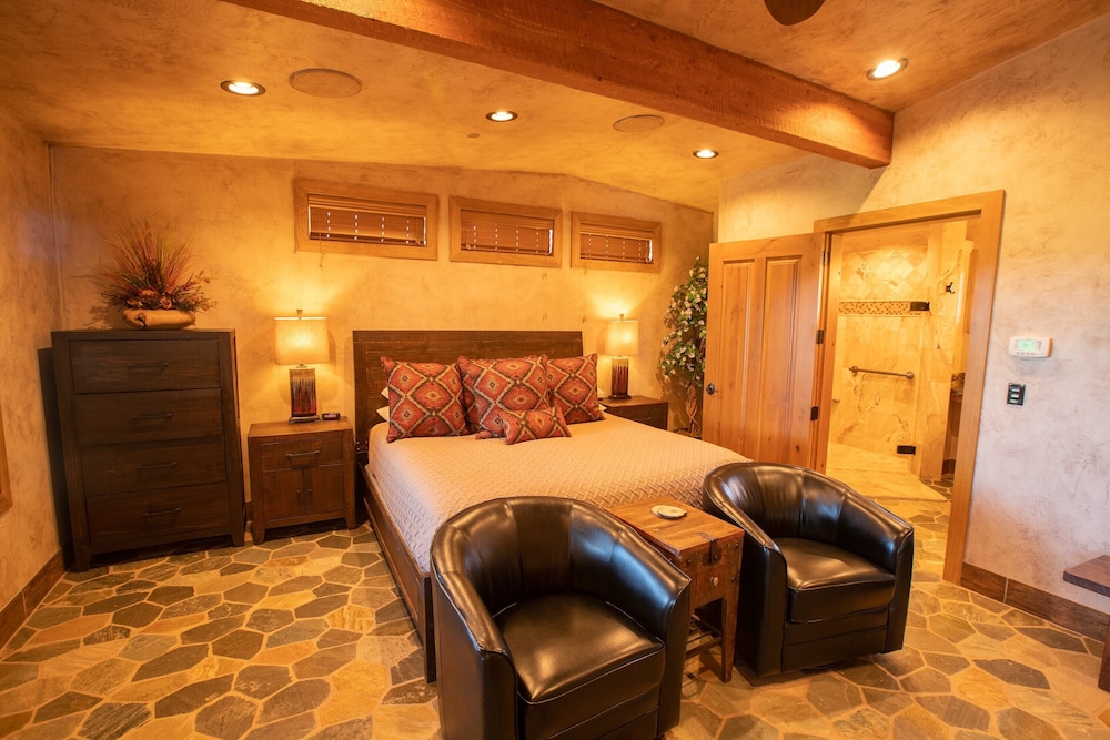 Cougar Ridge Lodge 16/79