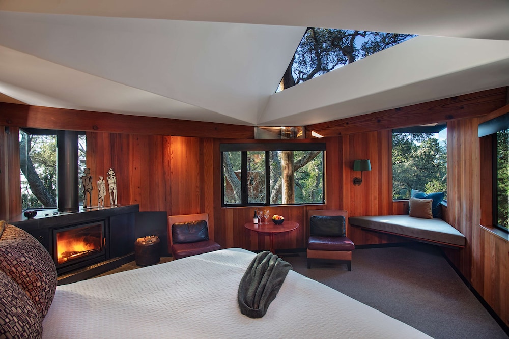 Post Ranch Inn 8/50