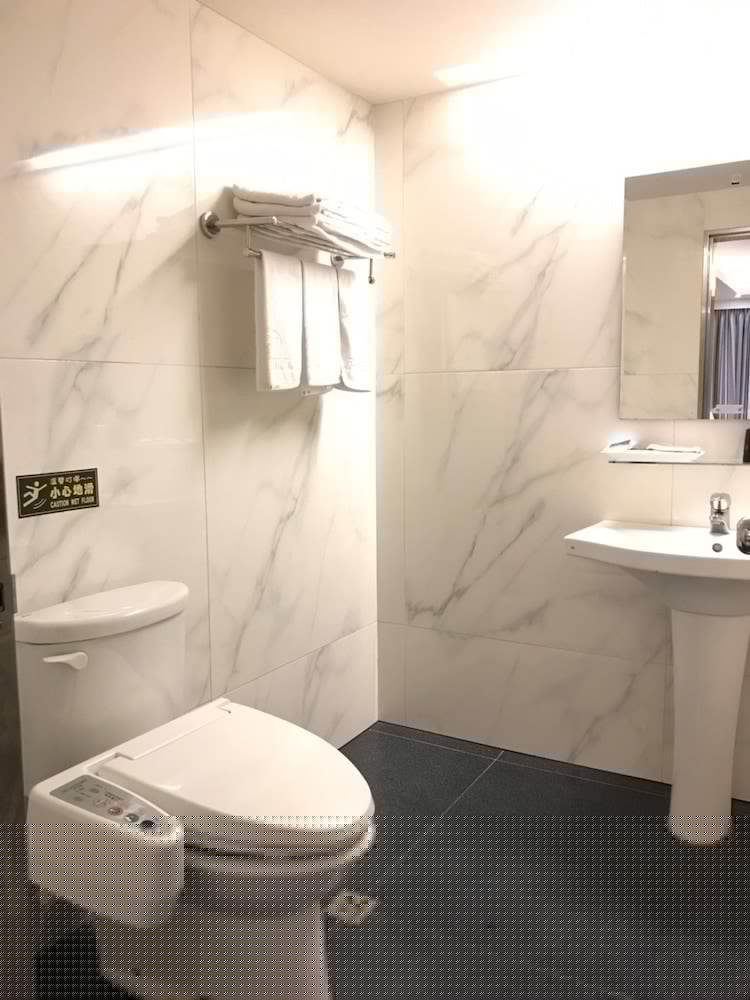 Hub Hotel Tucheng 24/59