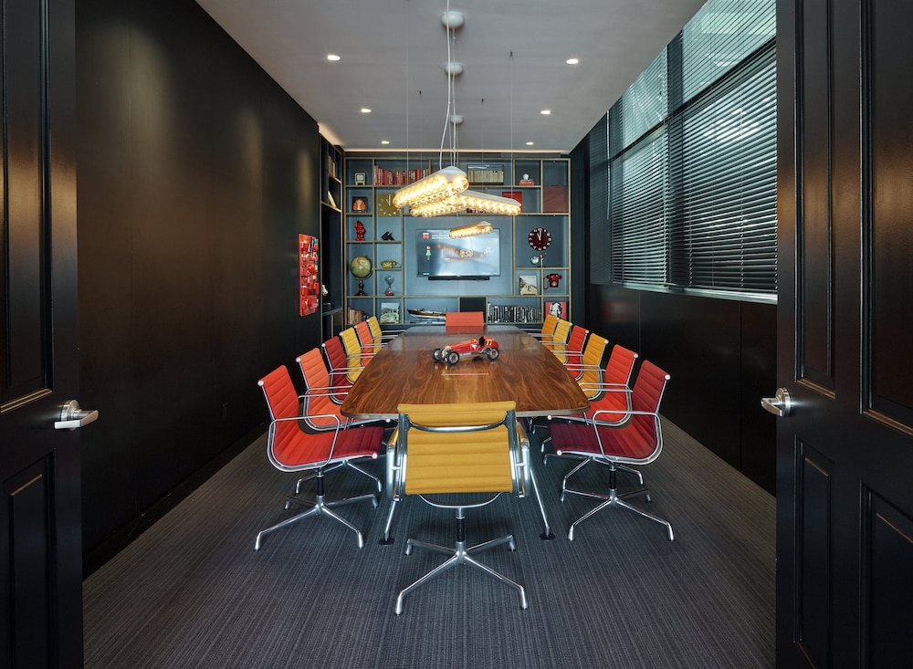 citizenM Boston North Station 54/57