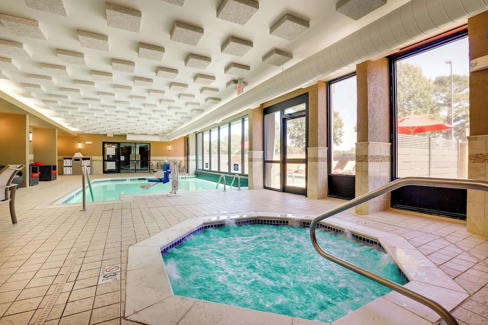 Drury Inn & Suites Charlotte University Place 21/50