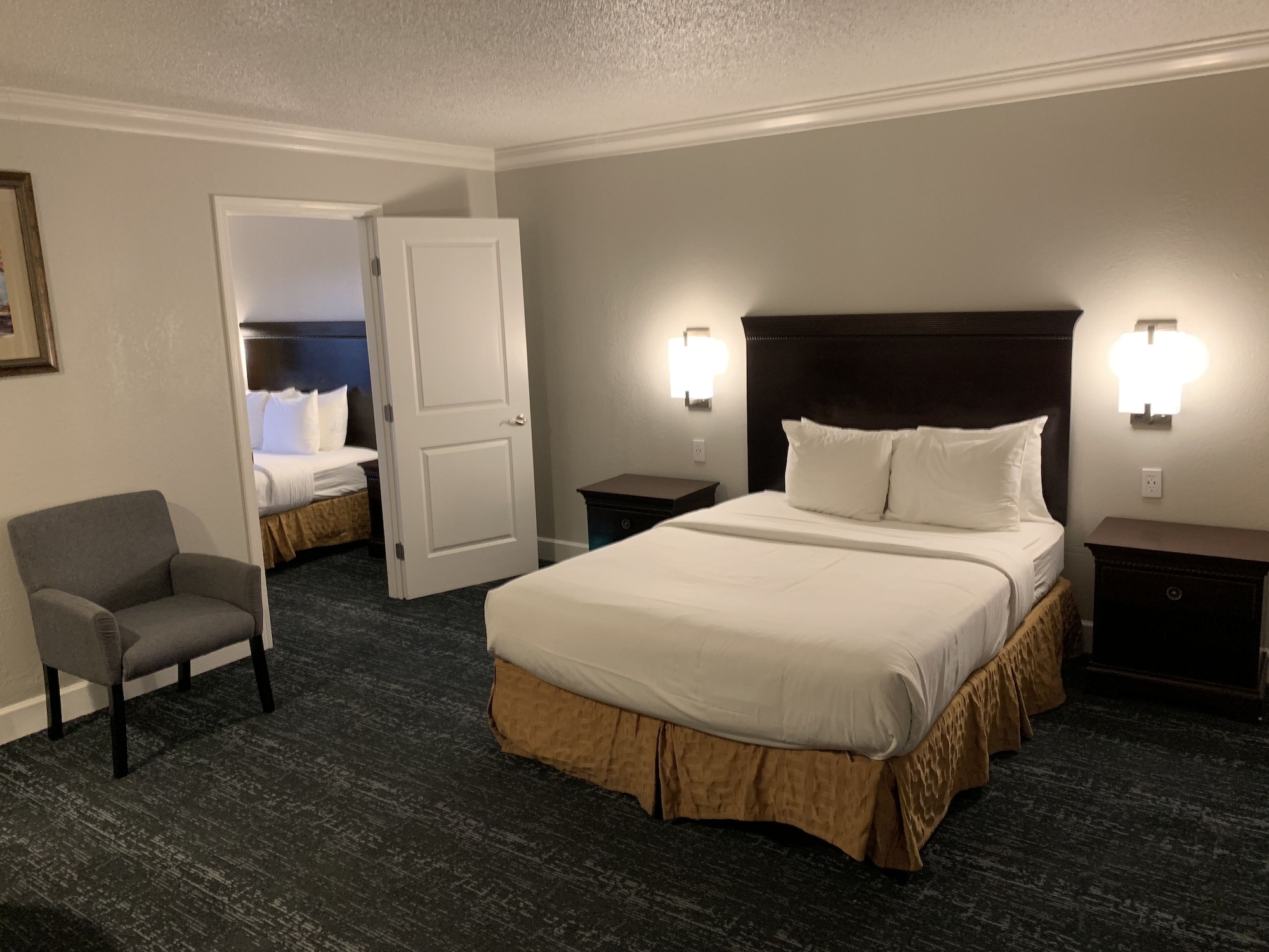 جناح بسريرين كوين بشرفة بغرفة نوم واحدة، Stargazer Inn And Suites 5/10