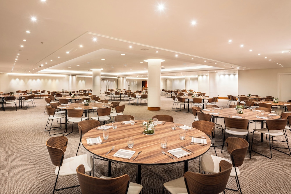 Melia Valencia Palacio de Congresos Formely Hilton Valencia 55/73