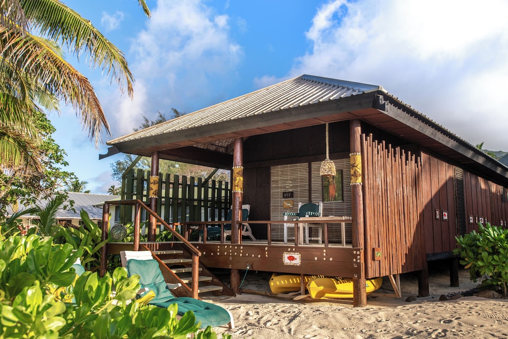 Rarotonga Beach Bungalows 1/50