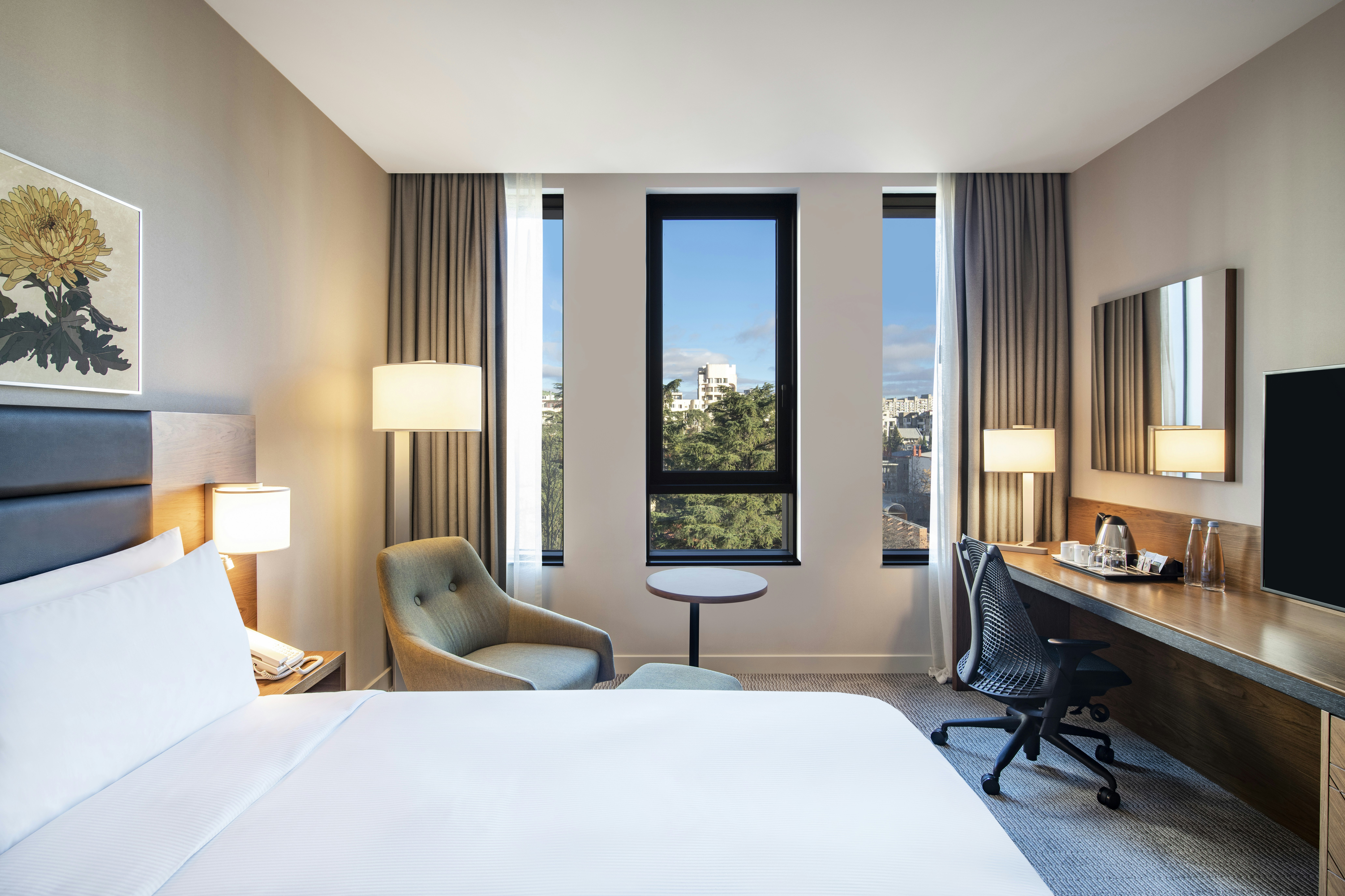 ROOM, KING BED