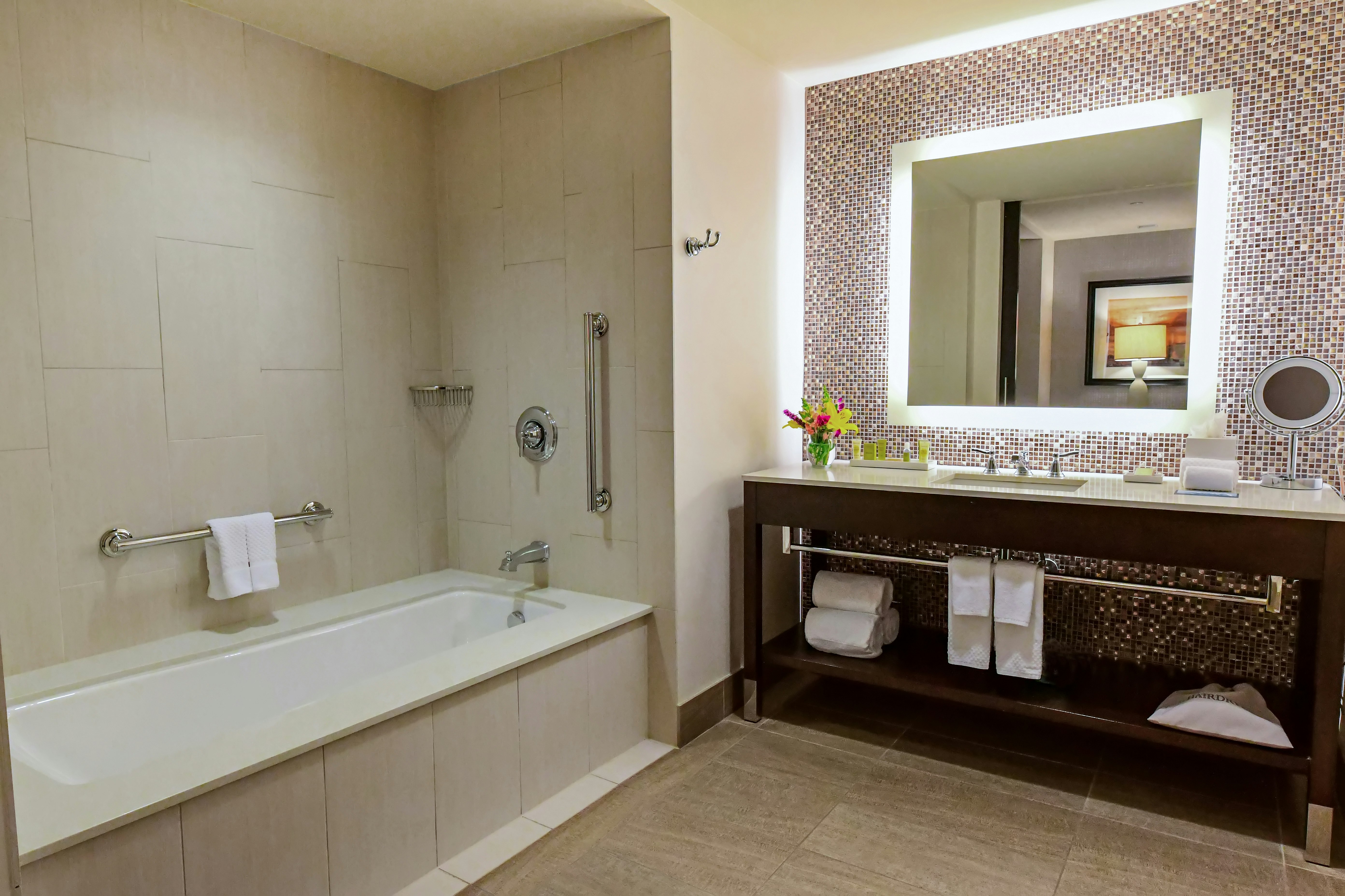 HILTON DALLAS/PLANO GRANITE PARK 87/88