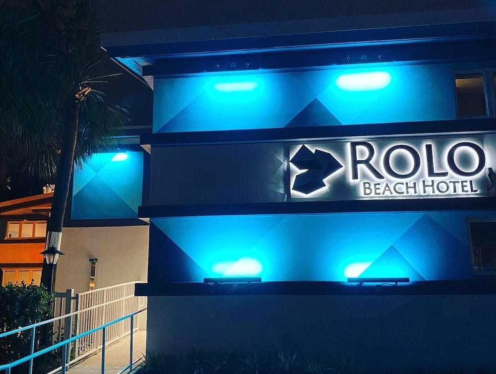 Rolo Beach Hotel 3/50