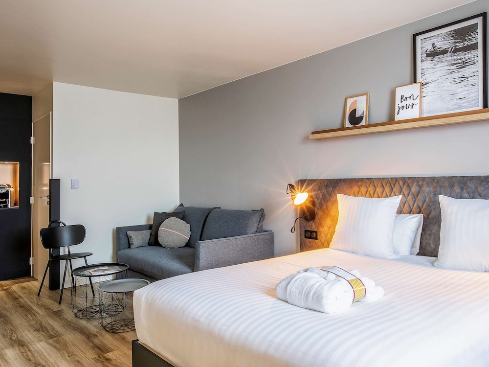 FAMILY, DOUBLE BED, SOFA
