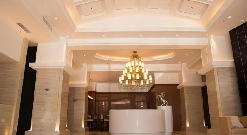 Jinjiang Inn Select (Metro Station Store of Genghis Khan Plaza in Hohhot) 13/48