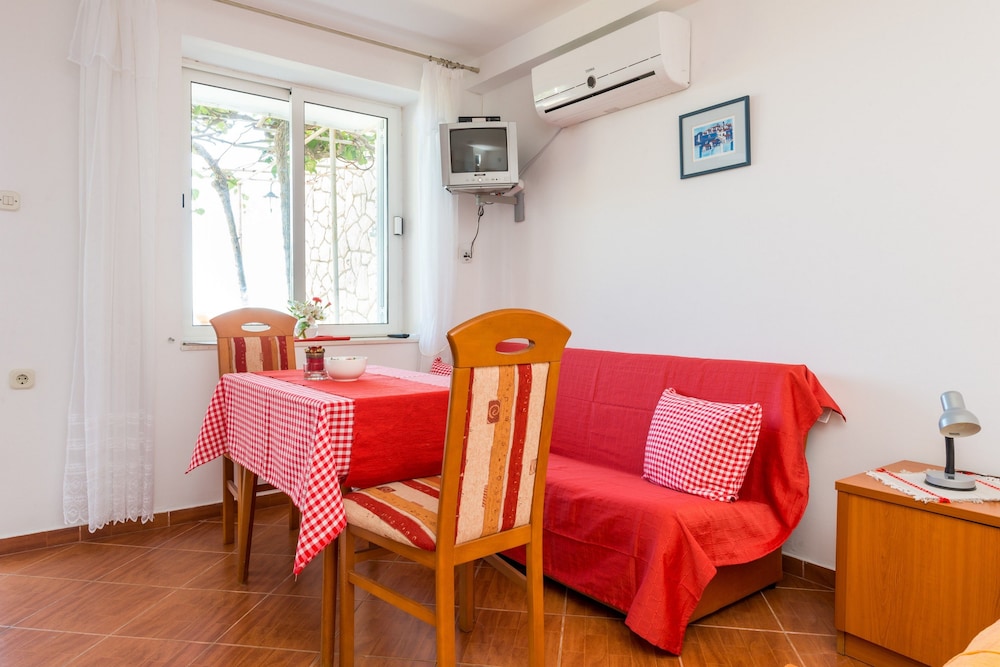 GUESTHOUSE HOME SWEET HOME 20/50