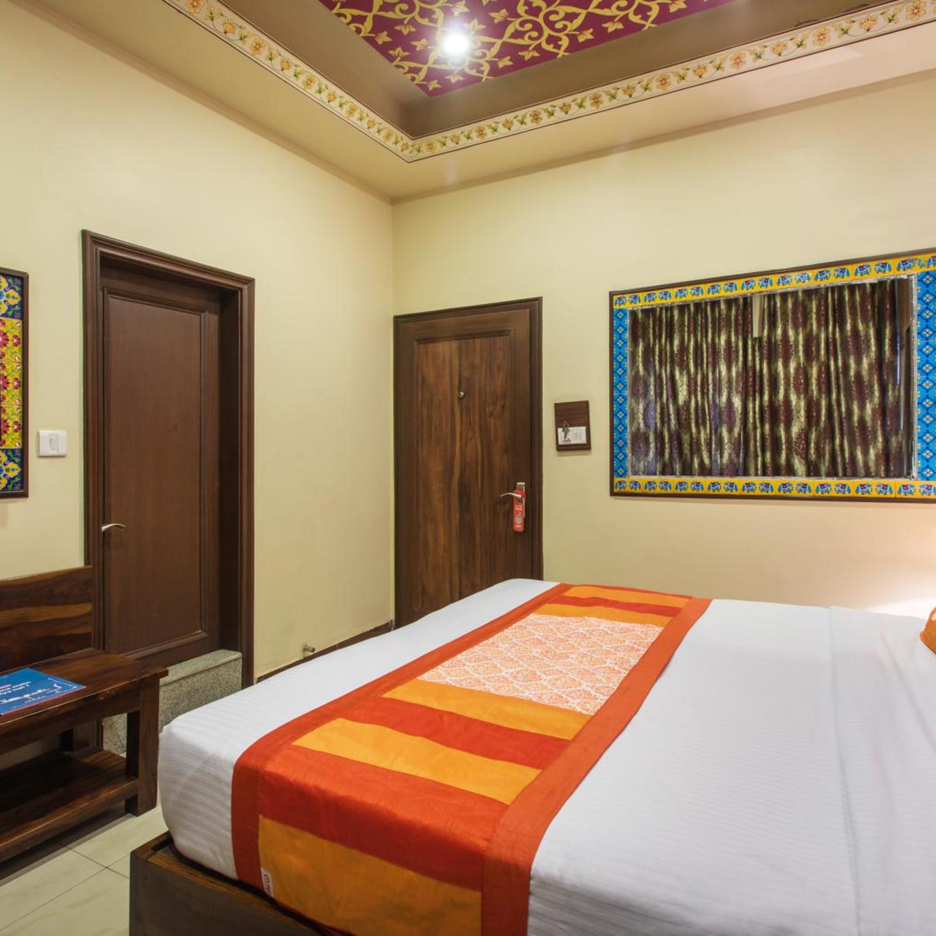HOTEL SHALIMAR 25/43