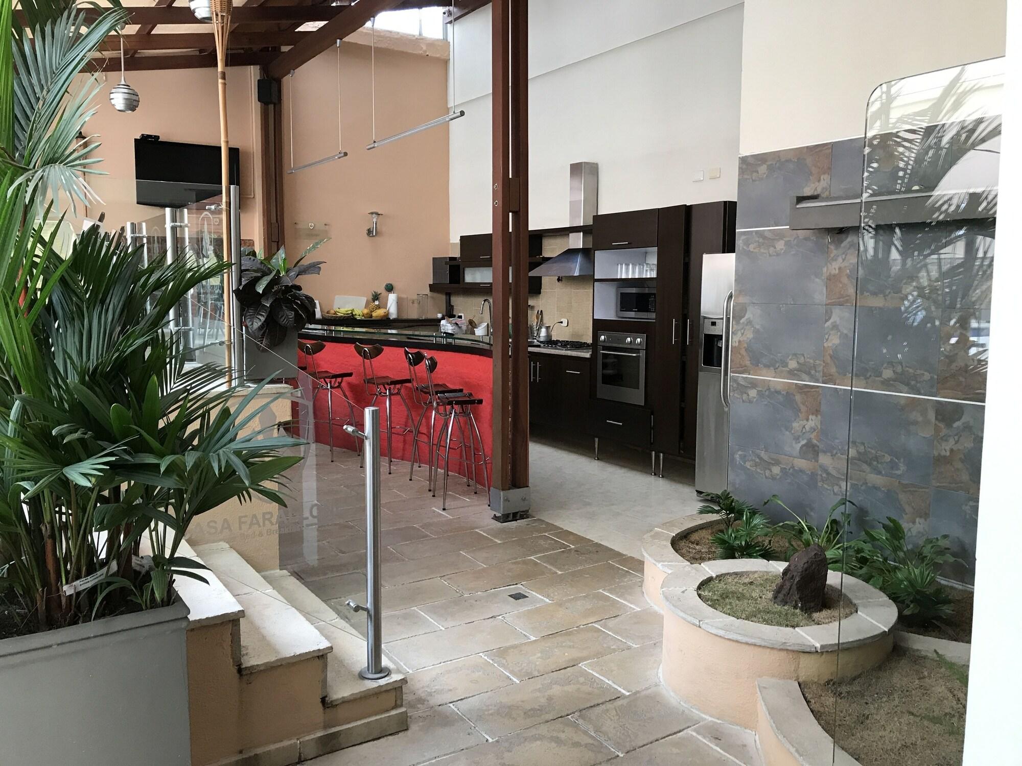 Hotel Boutique Casa Farallones 3/23