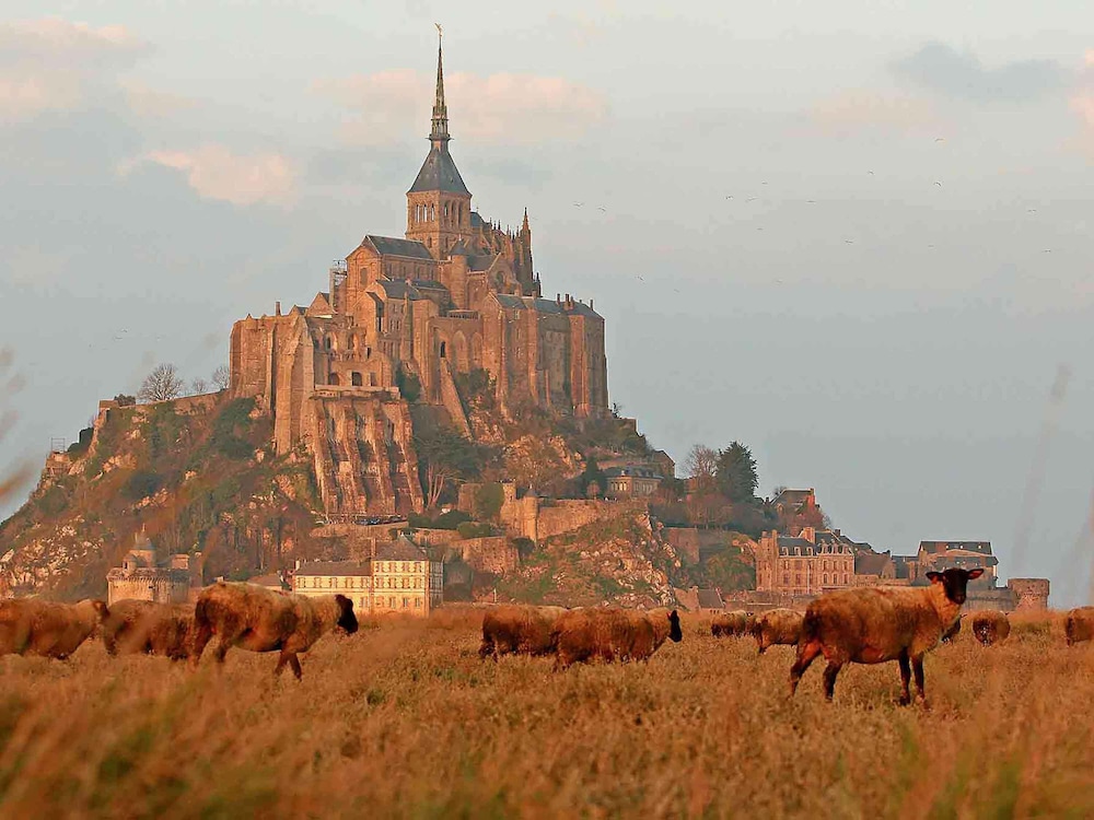 Mercure Mont Saint Michel 73/78
