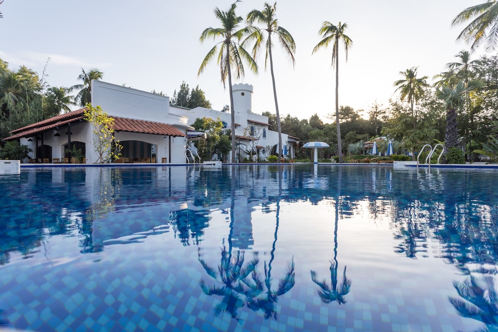 Isabella Resort 4/60