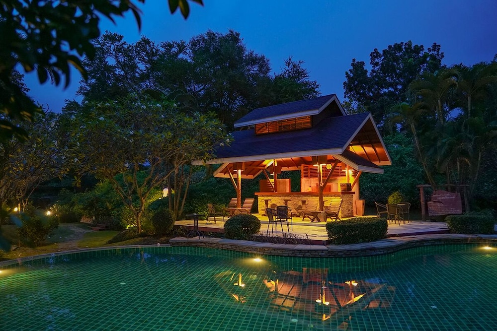 Valley Garden Resort 1/50