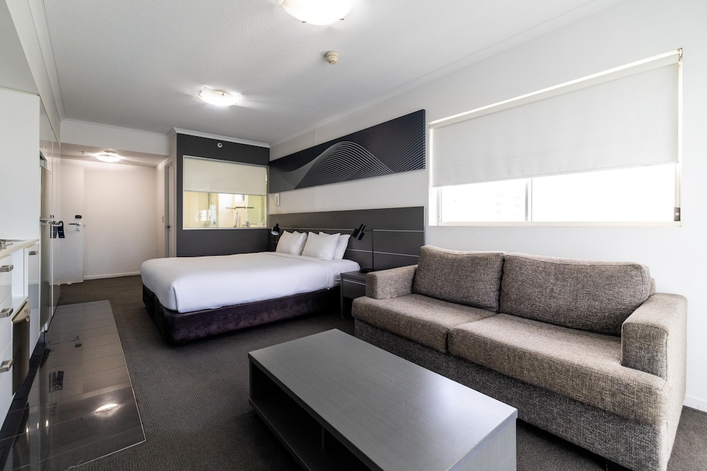 Oaks Townsville Metropole Hotel 40/69